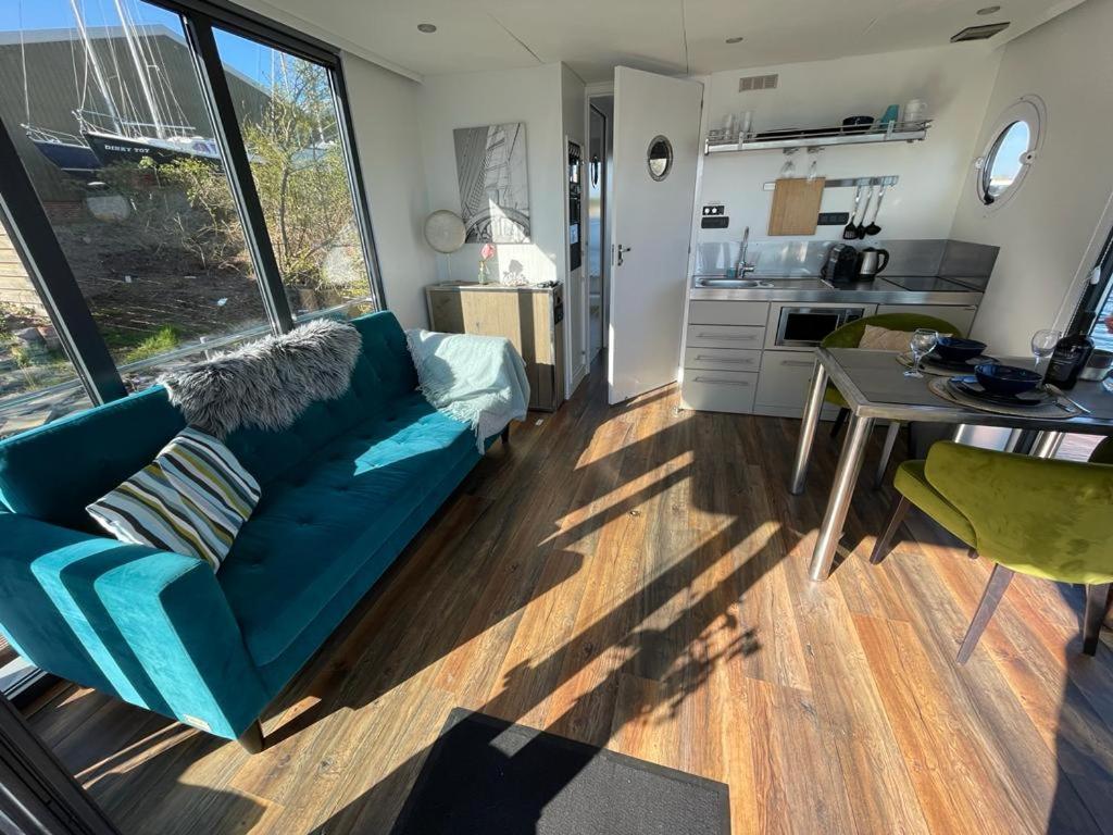 מלון Houseboat קמפרלנד מראה חיצוני תמונה